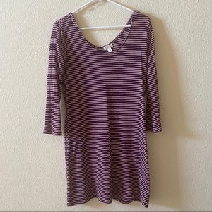 Fitted and ribbed mini dress